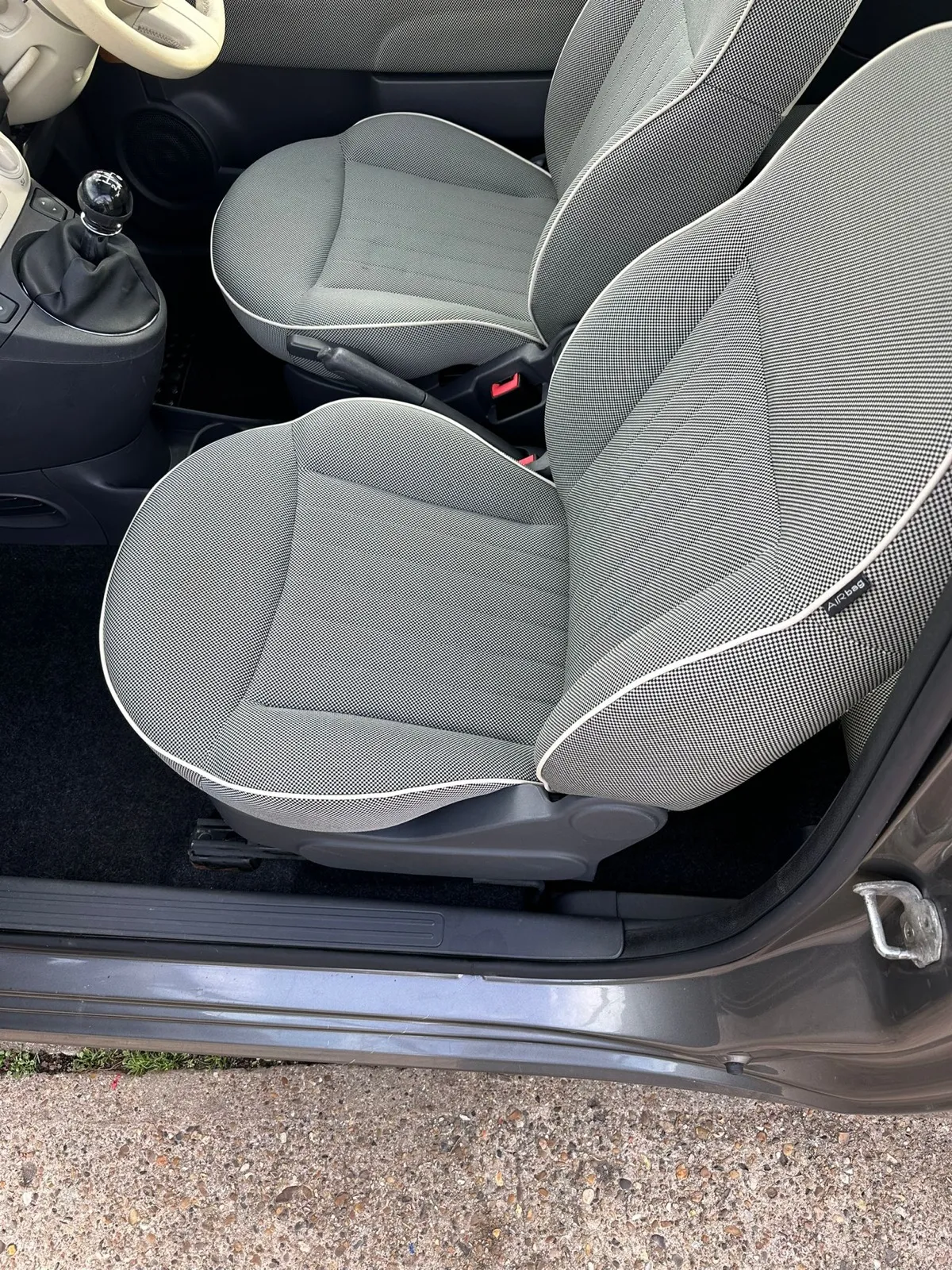 Fiat 500 seats after a valet